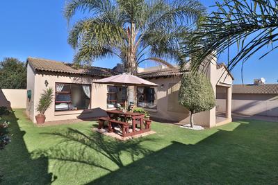 Cluster House For Sale in Radiokop, Roodepoort